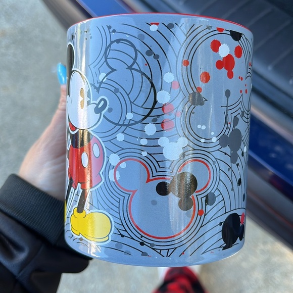 Mickey Mouse Disney ceramic 20 ounce Mug NEW - Picture 3 of 6
